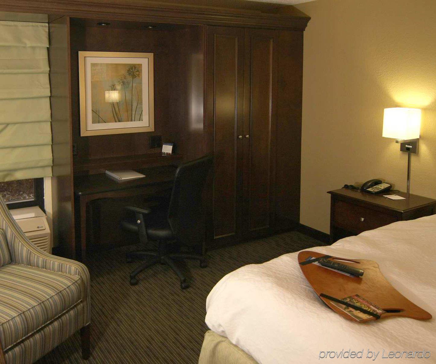 Hampton Inn Knoxville-Airport Alcoa Room photo